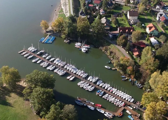 Laguna Beskidow - C50 アパート ザジェチェ